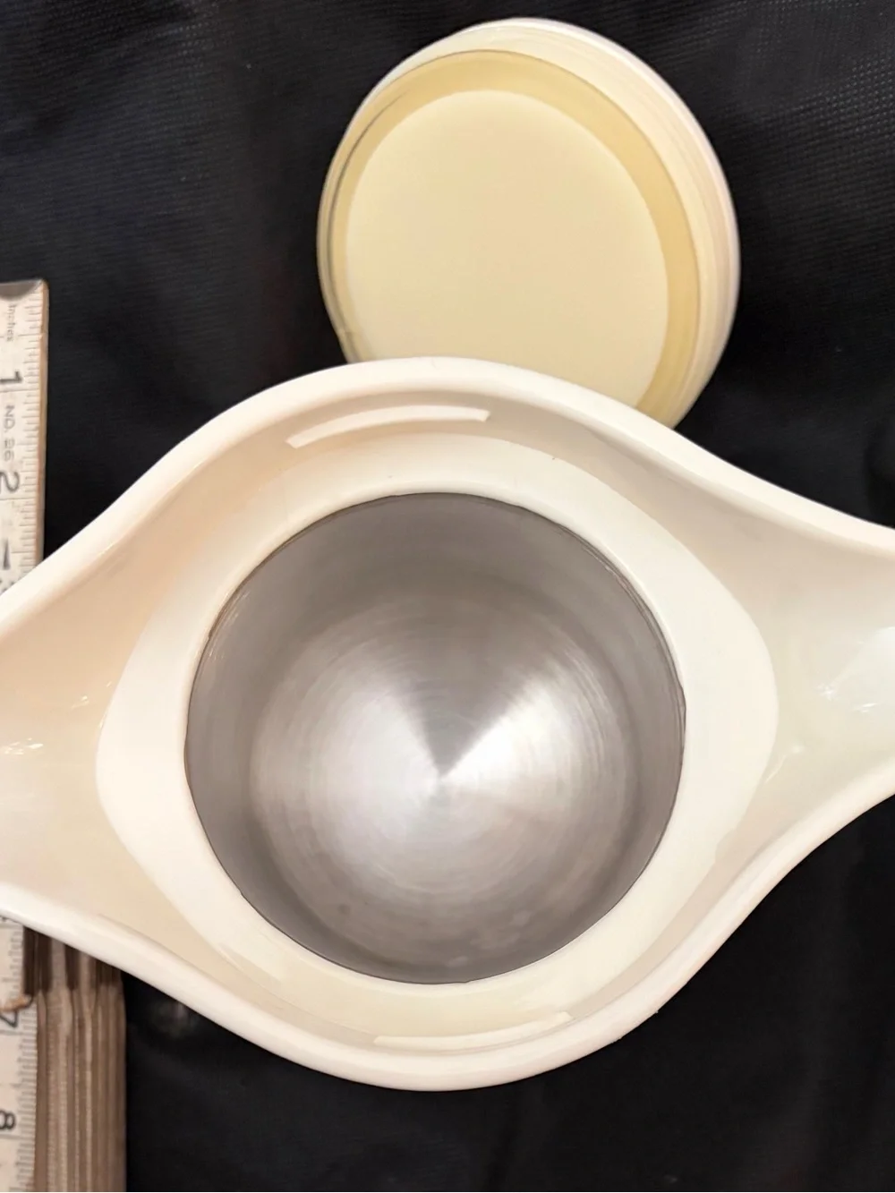 OGGI Cream Plastic Pitcher - Cream White Serveware